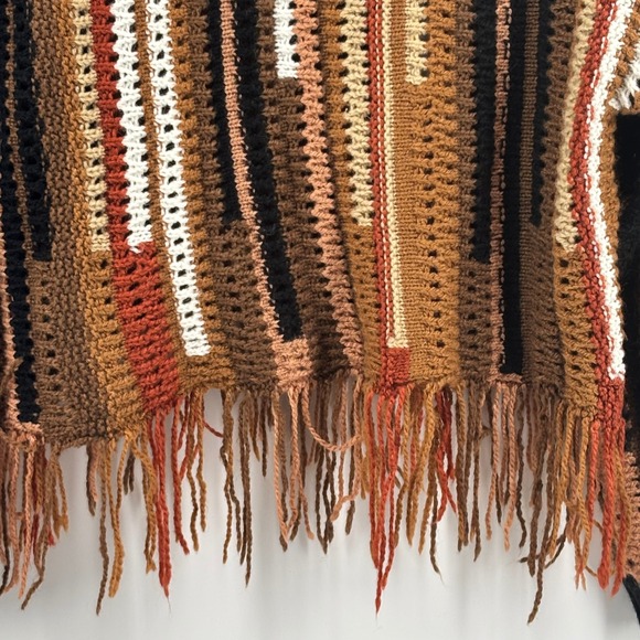 Gilded Intent Womens Crochet Fringe Sweater Multi Color Stripe PT17420-BU Medium - Picture 2 of 8